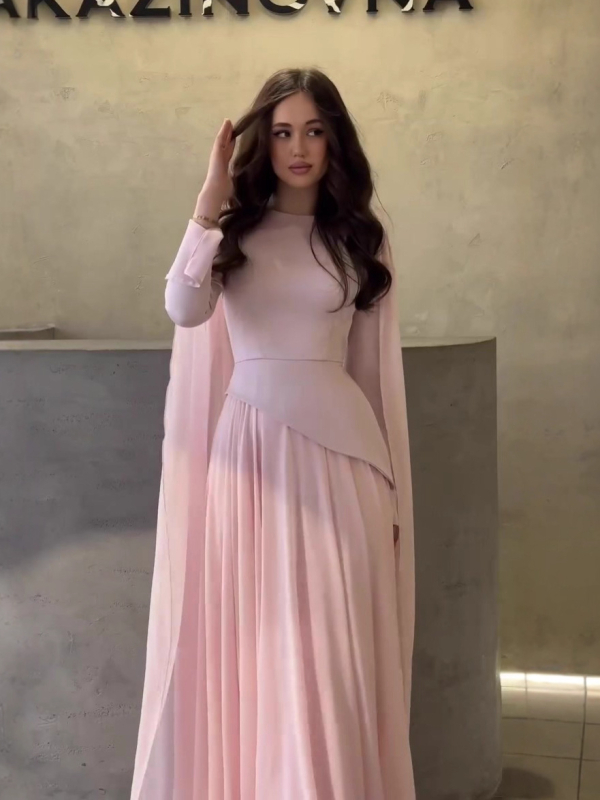 Rochie uni din amestec de bumbac-poliester, mâneci lungi, talie înaltă, fustă lungă (Material: amestec bumbac-poliester; Model: uni; Mâneci: lungi; Talie: înaltă; Lungime: fustă lungă)