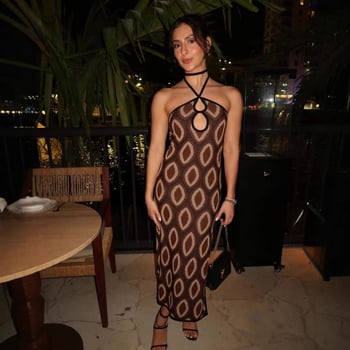 Rochie lungă boemă cu gât halter, spate decupat, mâneci clopot, talie înaltă, bumbac 90–95%