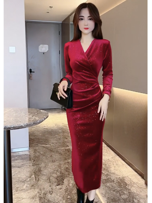 Rochie din catifea poliesterică, decolteu în V, mâneci lungi, lungime medie, croială slim-fit