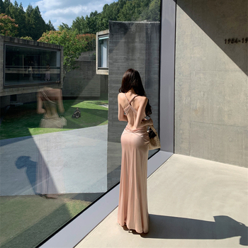 Φόρεμα από πολυεστέρα σε γραμμή Α, μακρύ, χωρίς μανίκια, υψηλή μέση, μονόχρωμο, λεπτομέρειες κολλάζ