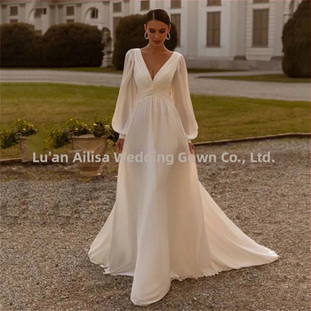 Polyesterové večerné šaty s hlbokým V výstrihom, dlhými rukávmi, vysokým pásom, krátka vlečka