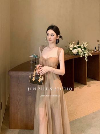 Rochie lungă fără bretele pentru vacanță, cu suprapunere din plasă și siluetă tub-top, 90–95% poliester