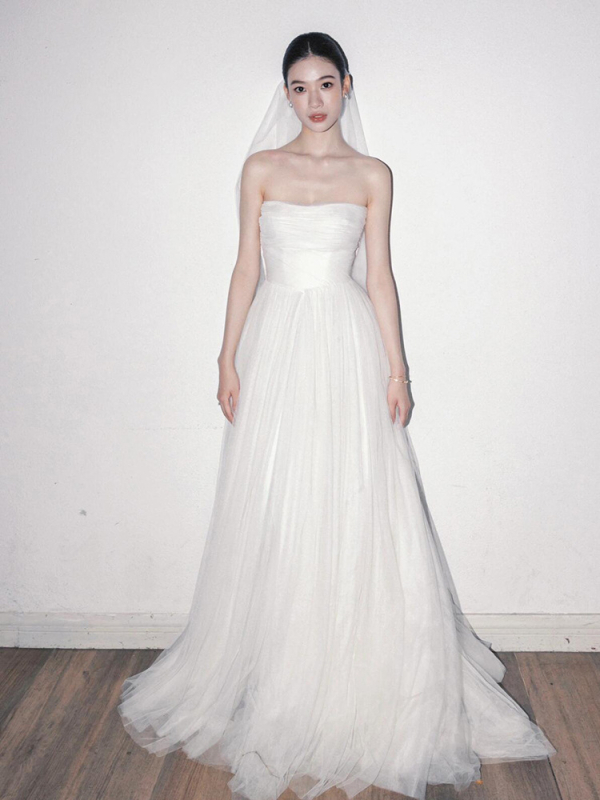 Forest-Style Vjenčana haljina A-linije, bez naramenica, s dugim šlepom, poliester