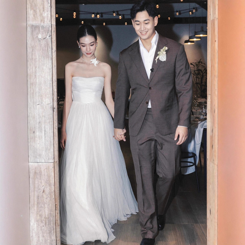 Forest-Style Vjenčana haljina A-linije, bez naramenica, s dugim šlepom, poliester