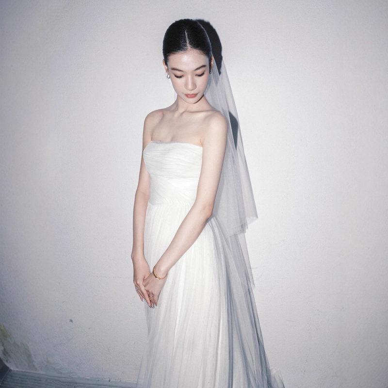 Forest-Style Vjenčana haljina A-linije, bez naramenica, s dugim šlepom, poliester