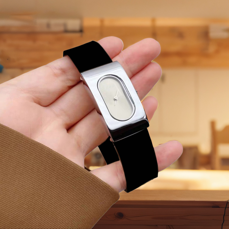 Baoshilong TT14 Ceas de damă cu cuarț, curea din silicon, rezistent la apă 10 m, cadran oval