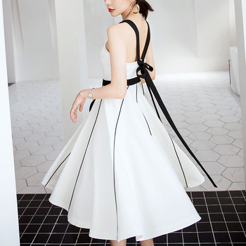 Haljina bez leđa, A-linija, midi duljine, okrugli izrez, jednobojna, poliester-spandeks