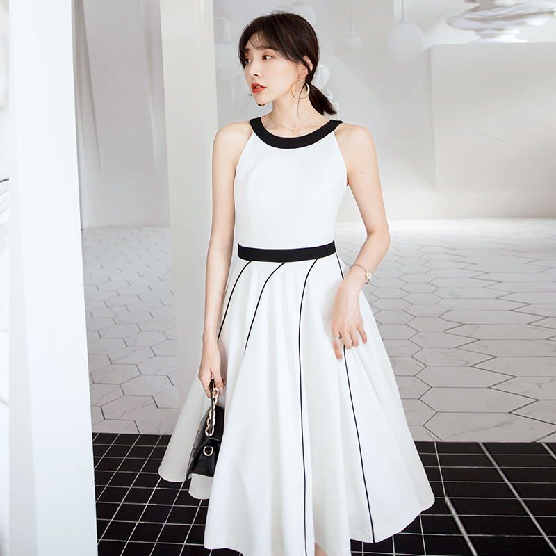 Haljina bez leđa, A-linija, midi duljine, okrugli izrez, jednobojna, poliester-spandeks