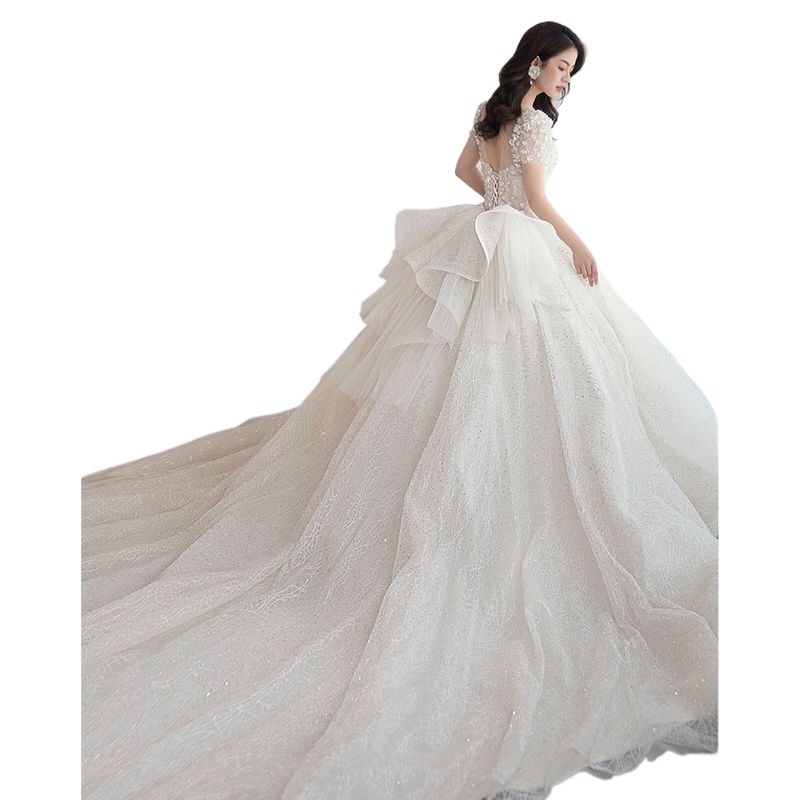 Vjenčana haljina u francuskom stilu, A-linija silueta, U-dekolte, bez rukava, duga šlep, 395 satén.