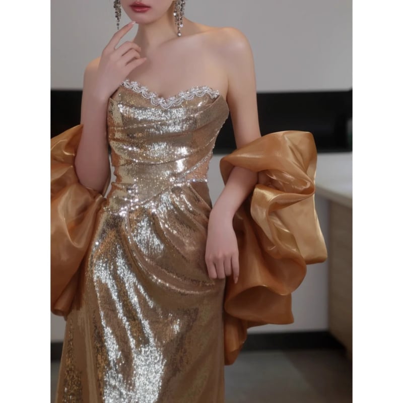 Arany flitteres csőtopos estélyi ruha eljegyzésre — ujjatlan, hosszú szoknya, középmagas derék, poliészter