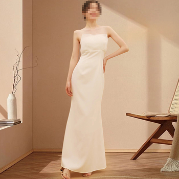 Hepburn-stílusú esküvői ruha, magas derekú, uszályos sziluettel, ujjatlan, hosszú ruha, poliészter anyag