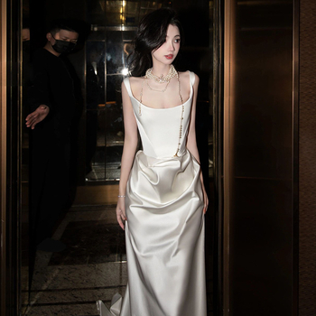 Esküvői ruha - poliészter szatén, A-vonal, ujj nélküli, hosszú, középső derék.