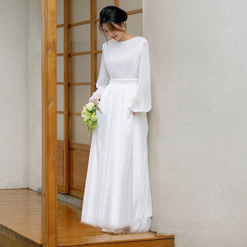 Francuski stil lagane vjenčane haljine sa satenom, duboki V izrez, 3/4 rukavi, duga suknja