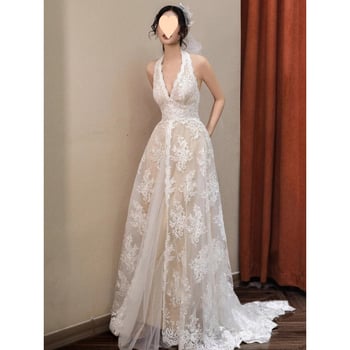 Francia stílusú vintage csipke esküvői ruha, halter nyakú, mély V-nyak, magas derék, hosszú ujjú