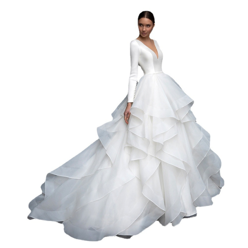 Rochie de mireasă cu trenă, mâneci lungi, decolteu adânc în V, talie înaltă pentru subțiere, mâneci de tip prințesă, poliester 70–80%