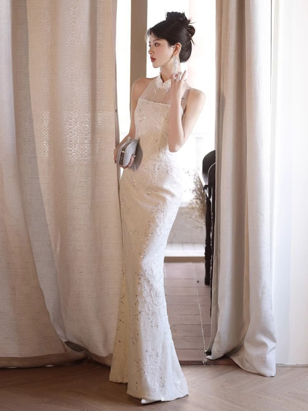 Cheongsam-stílusú eljegyzési ruha Chenille-Spandex keverékből, A-vonalú siluett, egy vállú kivágás, hercegnő ujjú, magas derék