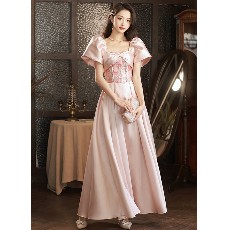 Szatén estéruha - A-vonal, magas derék, 3/4-es ujjú, hosszú ruha