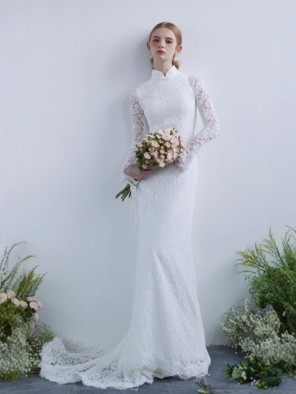 Menyasszonyi ruha sellő fazon, csipkés gallérral, kínai stílusú cheongsam gallér, magas derék, hosszú szoknya, poliészter anyag