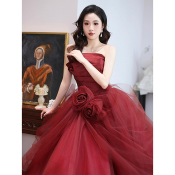 Menyasszonyi koccintó ruha váll nélküli, magas derék, hosszú szoknya, poliészter anyag, tavasz 2025