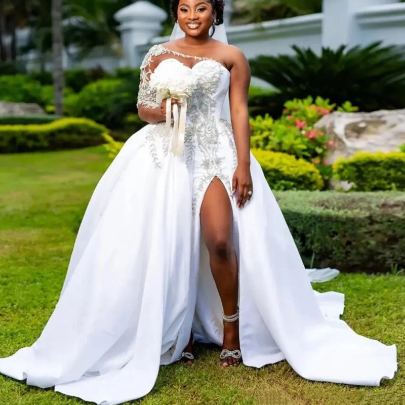 Rochie de mireasă - tren lung, talie înaltă, mâneci lungi, fustă lungă - poliester 70-80%