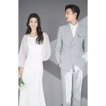 Estélyi ruha, A-vonalú szabás, 3/4-es ujjú, hosszú szoknya, középső derekú, bélés poliészter