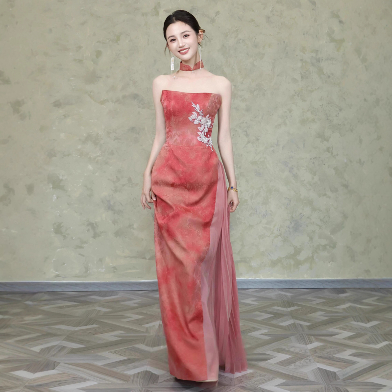 Rochie de seară/formală cu decolteu tip chest-wrap, fără mâneci, talie medie, stil etnic trib