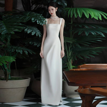 Szatén esküvői ruha, A-vonal, ujj nélküli, hosszú szoknya, magas derék, karcsú szabás