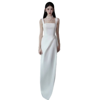 Szatén esküvői ruha, A-vonal, ujj nélküli, hosszú szoknya, magas derék, karcsú szabás