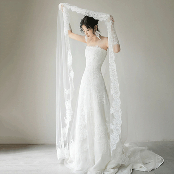 Vjenčana haljina bez naramenica, čipka, A-linije siluete, duga haljina, visok struk