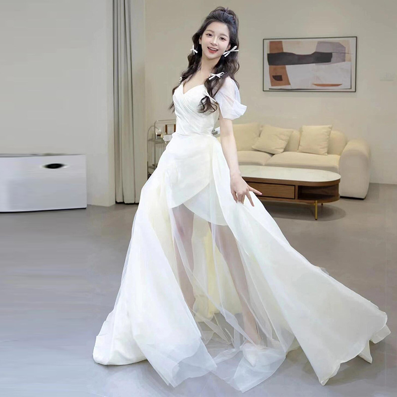 Rochie de mireasă cu un umăr, satin, siluetă coadă de pește, lungă, tren mic (Satin; One-shoulder; Fishtail silhouette; Long skirt; Small train) Stil Mori