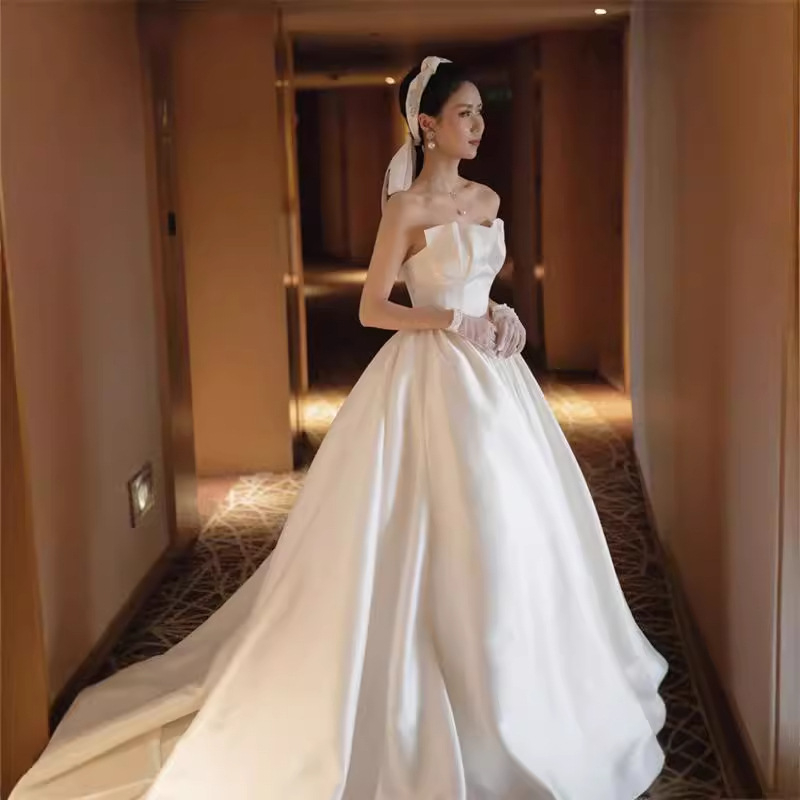 Vjenčana haljina A‑linije, bez ramena, bez rukava, duga suknja, visok struk