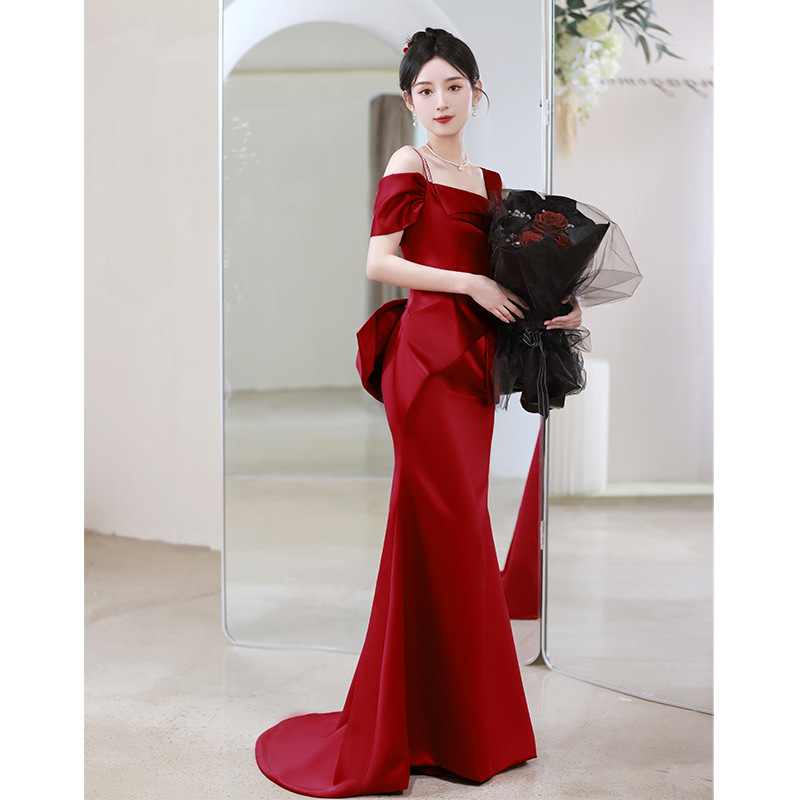 Saten vjenčana haljina s ribljim repom, bez rukava, visokim strukom, duga haljina