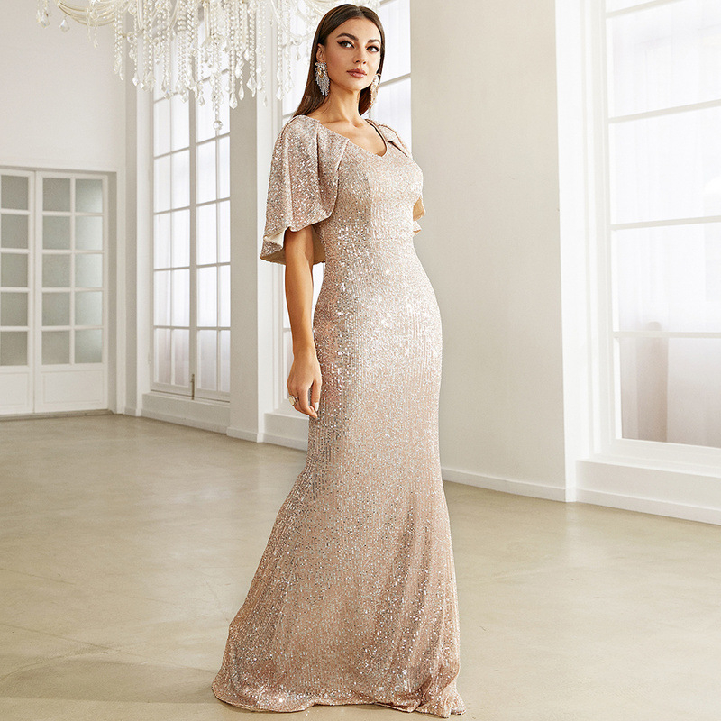 Rochie de seară din paiete, decolteu în V, talie înaltă, mâneci lungi, fustă până la podea (65% poliester, 35% bumbac; căptușeală 65% poliester)