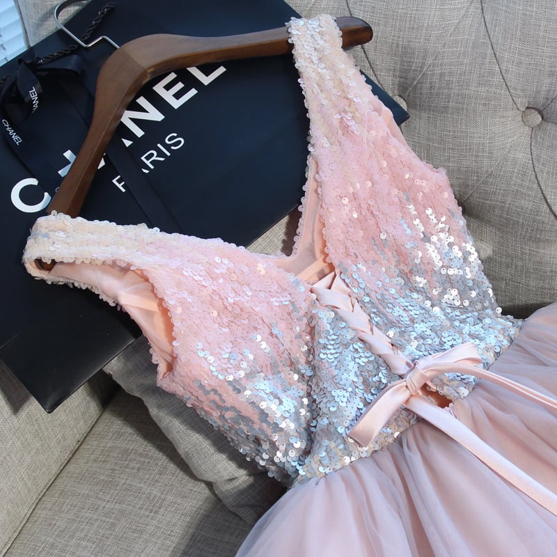 Estélyi ruha, A-vonalú siluett, V-nyak, Tencel anyag, rövid szoknya