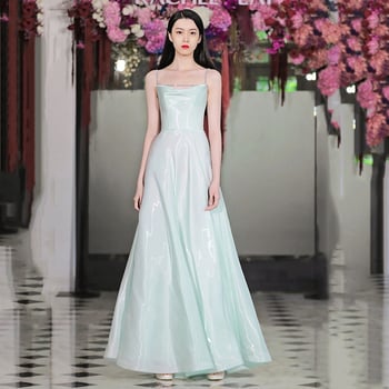 Rochie inspirată de Hepburn, fără mâneci, talie înaltă, lungă, din amestec acetat-poliester