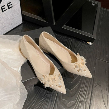 Vjenčane balerinke s oštrim nosom, PU gornji dio, srednje peta 3–6 cm, latex ulošak, gumena potplata