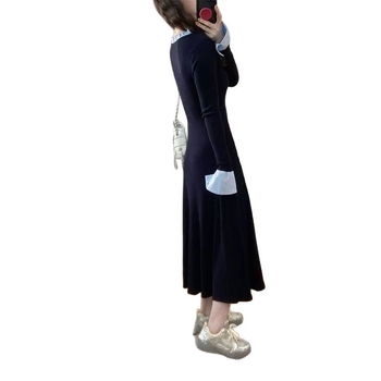 Poliészter kötött ruha masni részlettel, kerek nyakú, hosszú ujjú, midi hossz, A-vonalú sziluett, patchwork stílus és kínai stílus, őszi 2025 kollekció