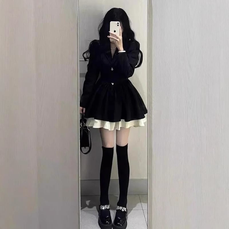 Rochie din poliester, uni, croială A-line scurtă, guler polo, maneci lungi