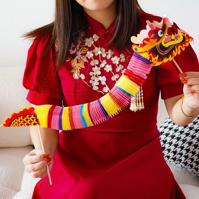 Pulmade rekvisiid fotode jaoks draakonimustriga (Materjal: paber; Töötlemise viis: käsitöö; Tootmise meetod: pool-mehaaniline, pool-käsitsi; Dekoratiivne muster: draakon)