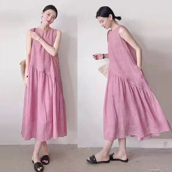 Rochie în linie A, fără mâneci, talie înaltă, lungime medie, stil literar retro