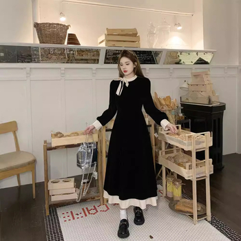 Rochie în croială A, mâneci lungi, guler polo, talie elastică și fermoar — rochie midi din poliester, model elegant