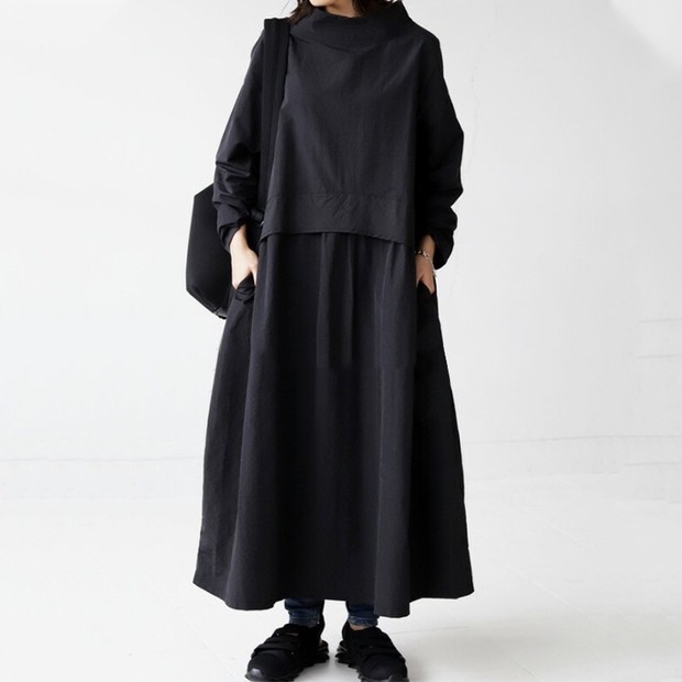 Rochie-pulover, cu mâneci lungi, guler semi-înalt, fustă tip umbrelă, poliester