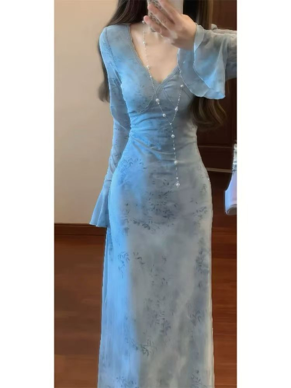 V-nyakú ruha, hercegnői ujjak, A-vonalú sziluett, poliészter, középtávú és hosszú hosszúságú