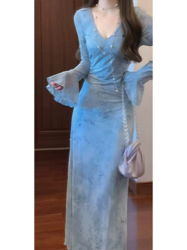 V-nyakú ruha, hercegnői ujjak, A-vonalú sziluett, poliészter, középtávú és hosszú hosszúságú