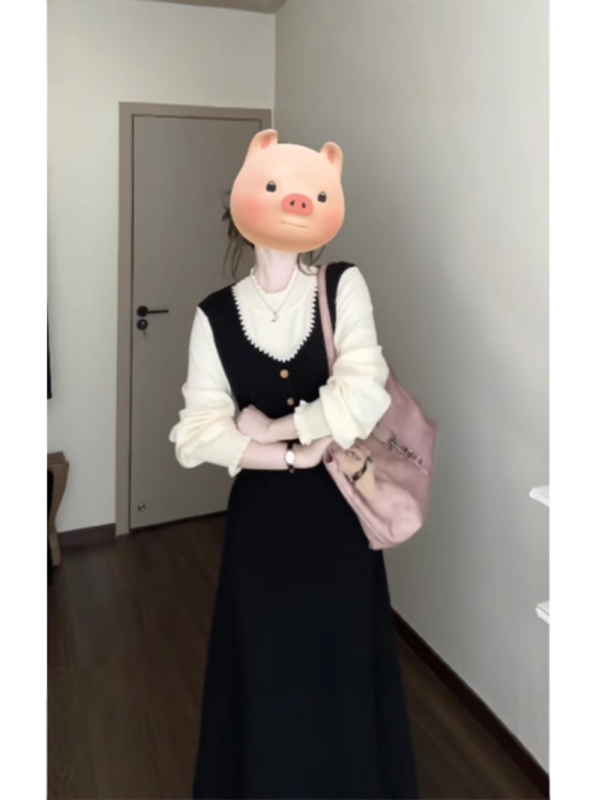 Francia inspirációjú kötött ruha, kerek nyak, hosszú ujjú, magas derék, A-vonalú szabás, hosszú ruha