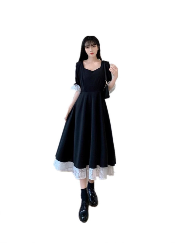 A-vonalú hosszú ruha poliészterből, négyszögletes dekoltázs, rövid ujjú, magas derék