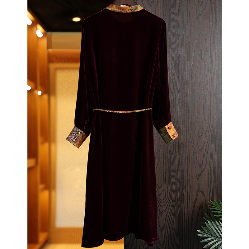 Rochie din catifea de mătase, guler înalt, croială A-line, mâneci lungi, talie lejeră