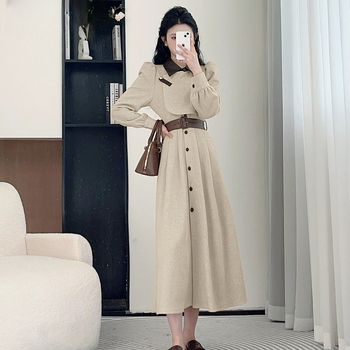 Haljina A-linije, dugi rukavi, polo ovratnik, visok struk, poliester tkanina