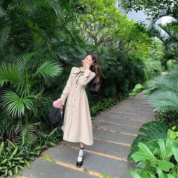 Plusz méretű ruha francia stílusú eleganciával, magas derék, lótuszlevél gallér, hercegnő ujjak, középtávú-hosszú hosszúság, poliészter