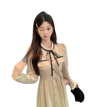 Plusz méretű ruha francia stílusú eleganciával, magas derék, lótuszlevél gallér, hercegnő ujjak, középtávú-hosszú hosszúság, poliészter